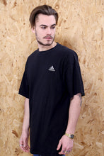 Adidas T-shirt
