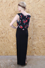 Black and Red Floral Bohemian Crop Top