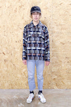 Collared Geometric Print Pull Over With Zip
