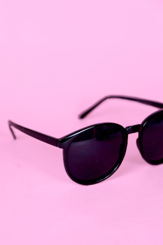 Black Round Sunglasses